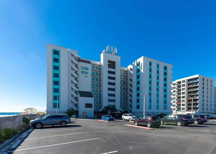Apartment Island Winds East 404