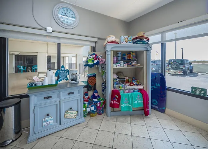 Island Winds East 404 Apartment